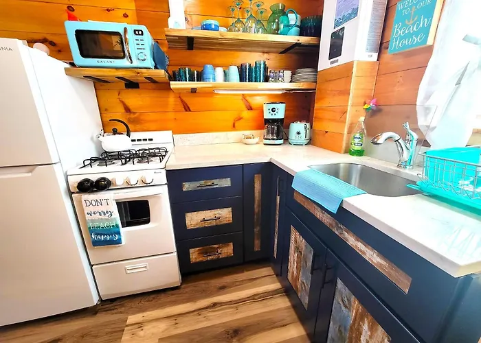 Sea & Sun Cottage #1