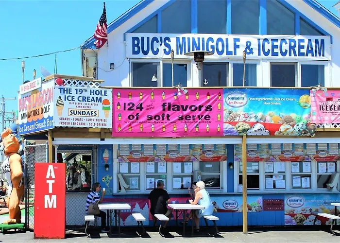 Gone Coastal 1 Block To Beach & Boardwalk Ac