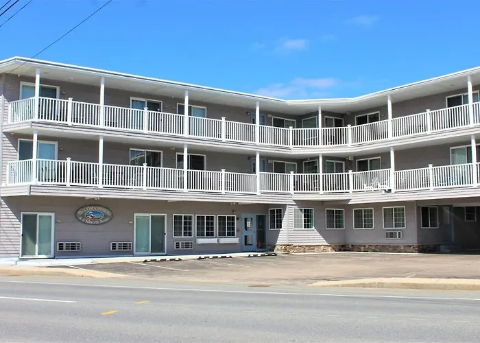 Stay Steps From Beach With Pool Ac Parking